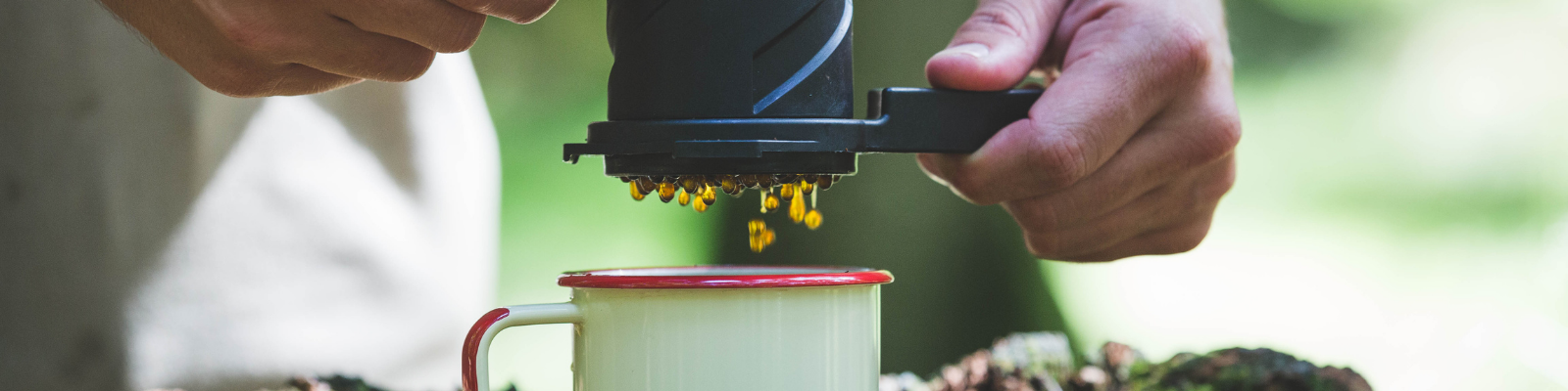 making a strong black coffee with the twist press
